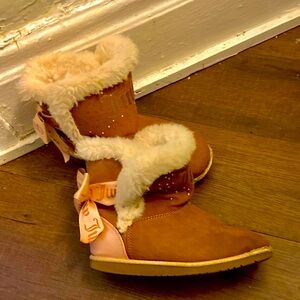 Juicy Couture Claremont Little Girls boots Sz. 2M